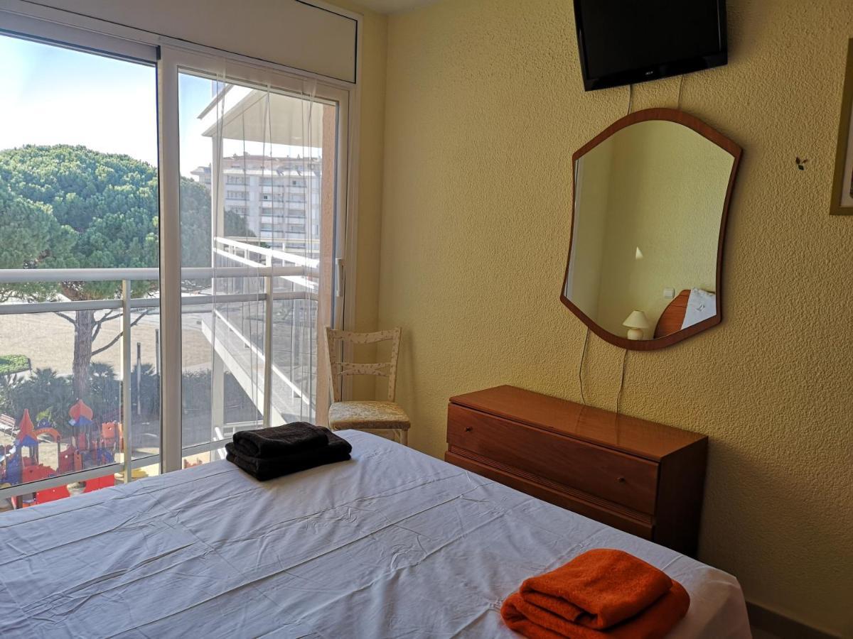 Playa Pineda Playa Apartment Ла Пинеда Екстериор снимка
