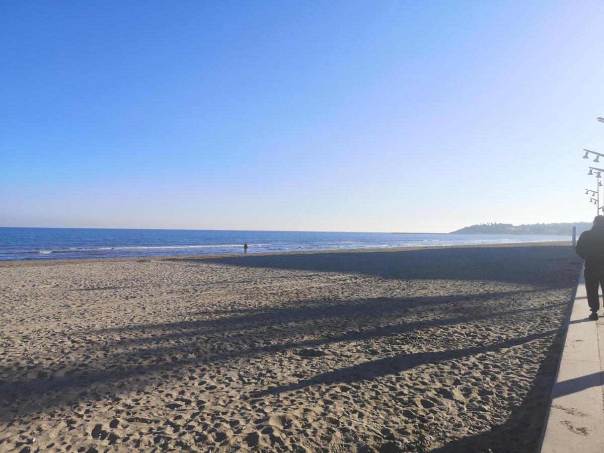 Playa Pineda Playa Apartment Ла Пинеда Екстериор снимка