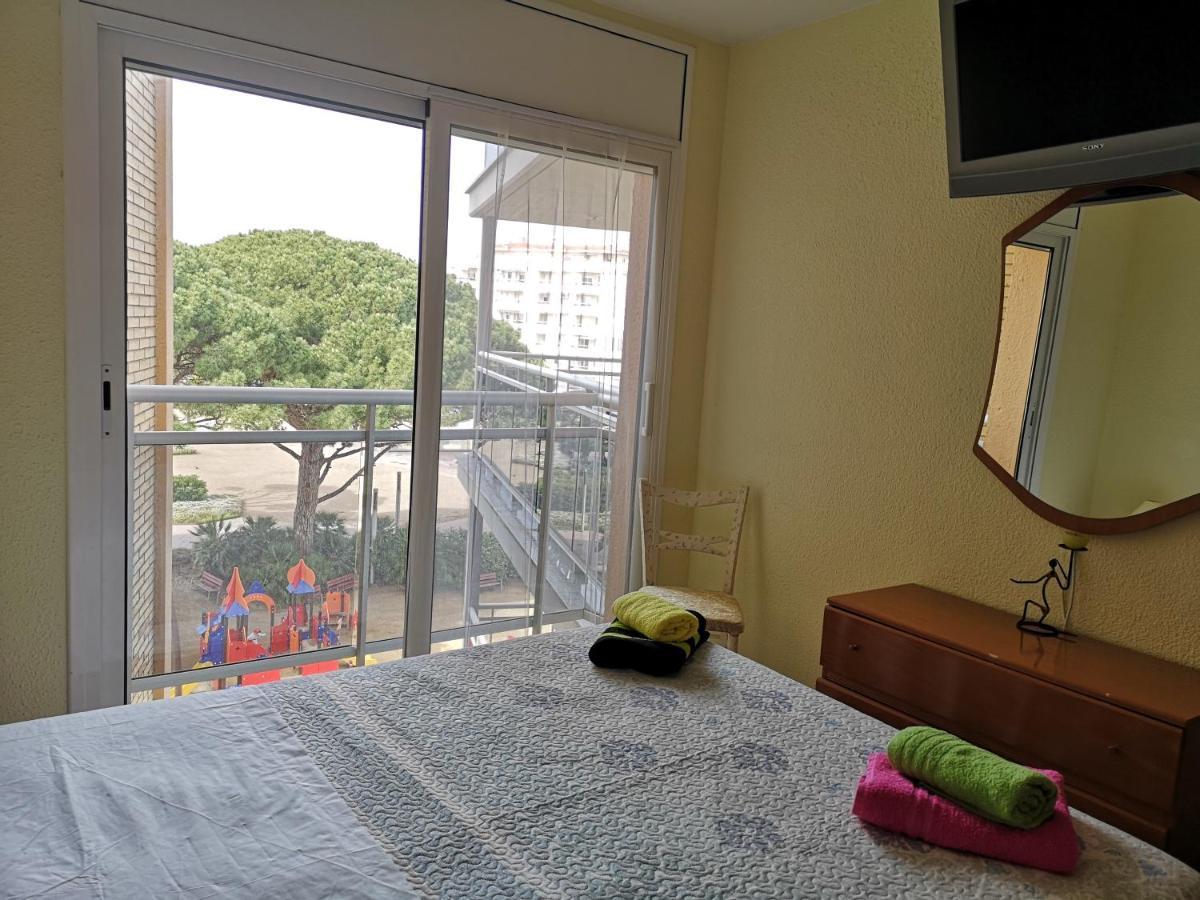 Playa Pineda Playa Apartment Ла Пинеда Екстериор снимка