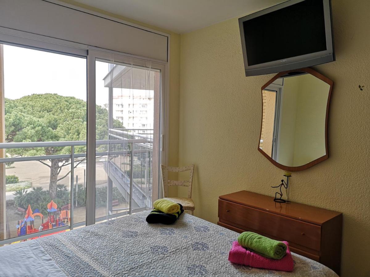 Playa Pineda Playa Apartment Ла Пинеда Екстериор снимка